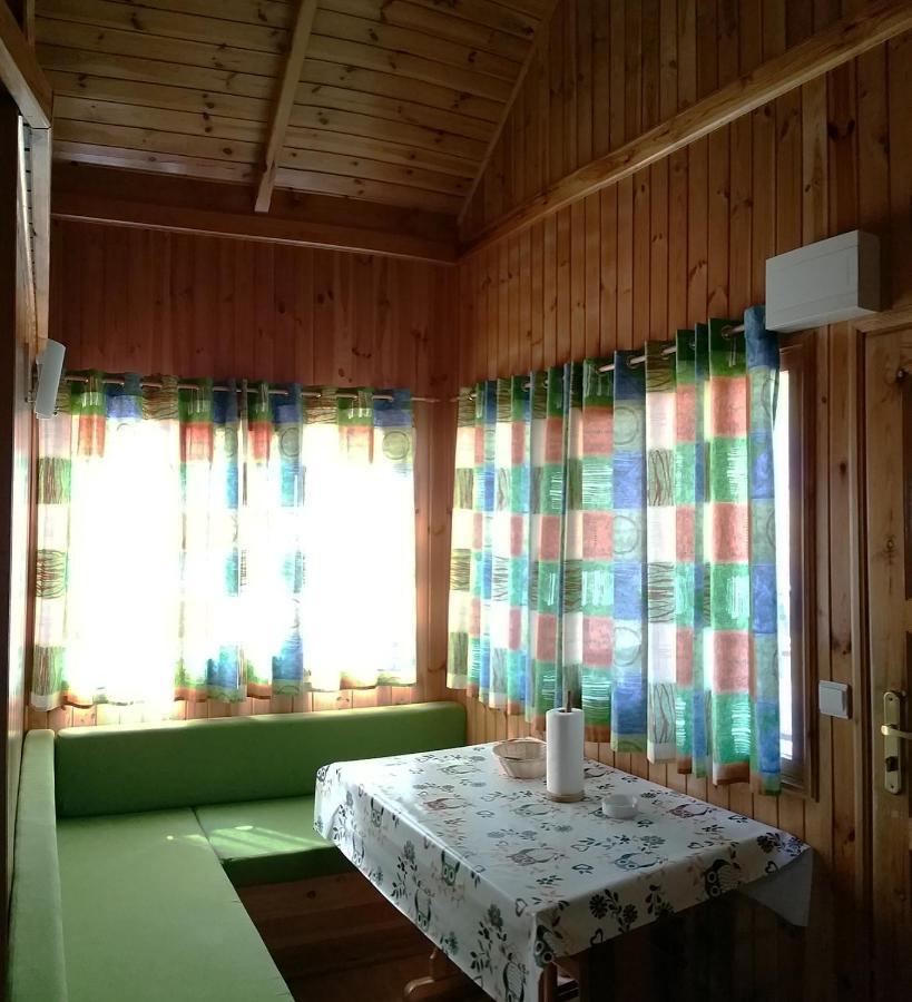 Camping - Bungalows La Soleia D'Ош Экстерьер фото
