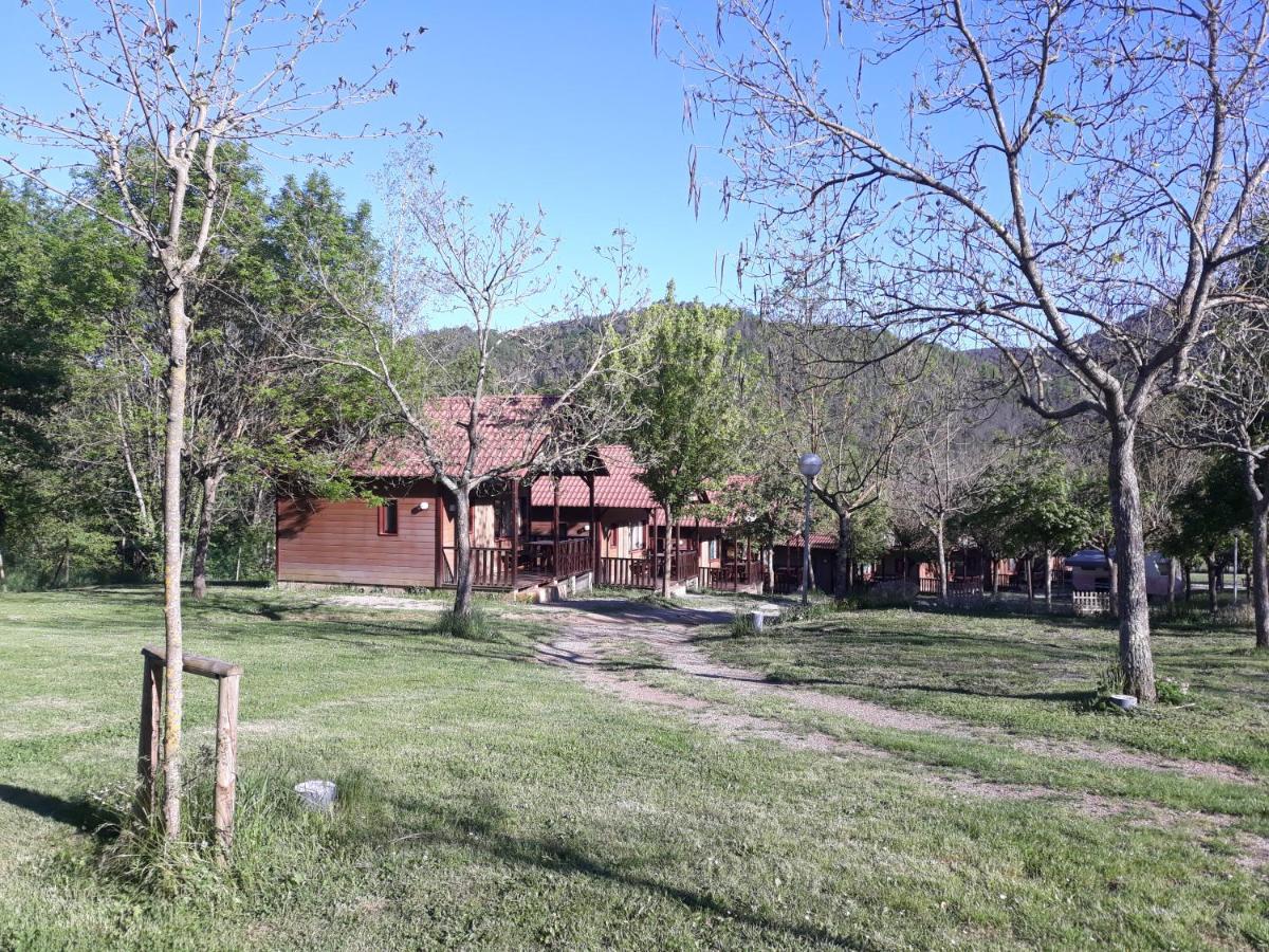 Camping - Bungalows La Soleia D'Ош Экстерьер фото