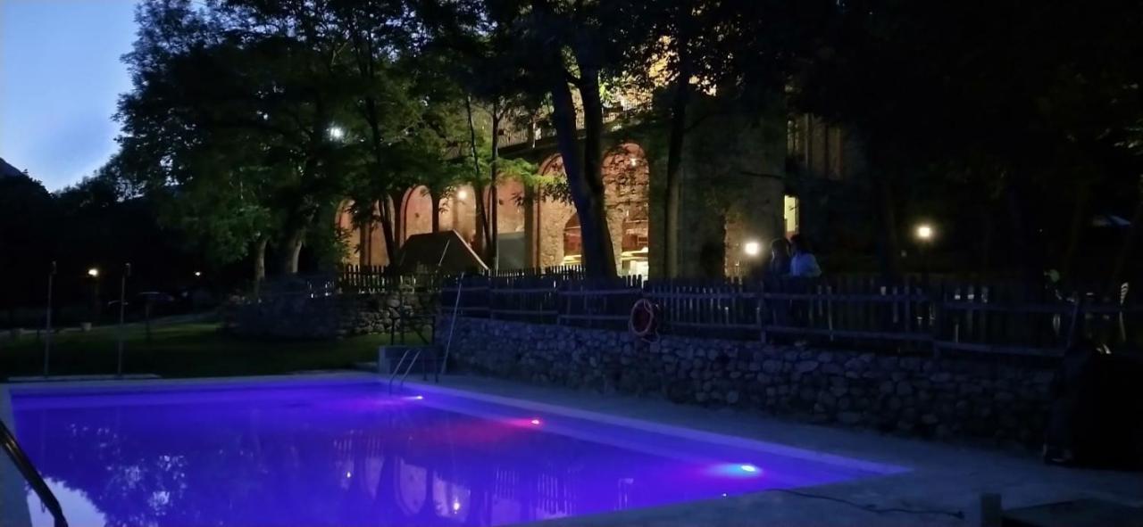 Camping - Bungalows La Soleia D'Ош Экстерьер фото