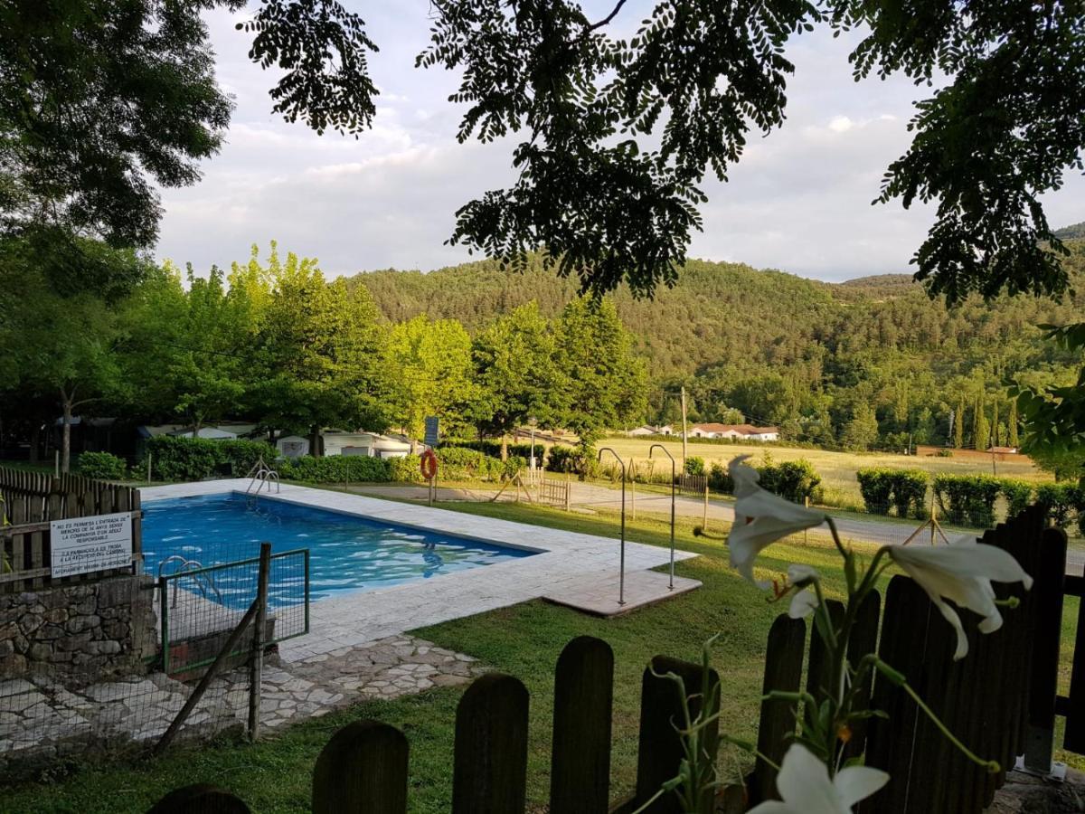 Camping - Bungalows La Soleia D'Ош Экстерьер фото